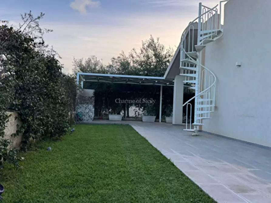 Immagine 4 di Villa in vendita  in Vico Mondello a Modica