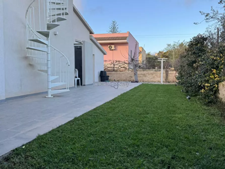 Immagine 4 di Villa in vendita  in Vico Mondello a Modica