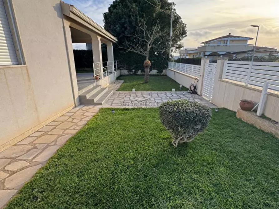 Immagine 10 di Villa in vendita  in Vico Mondello a Modica