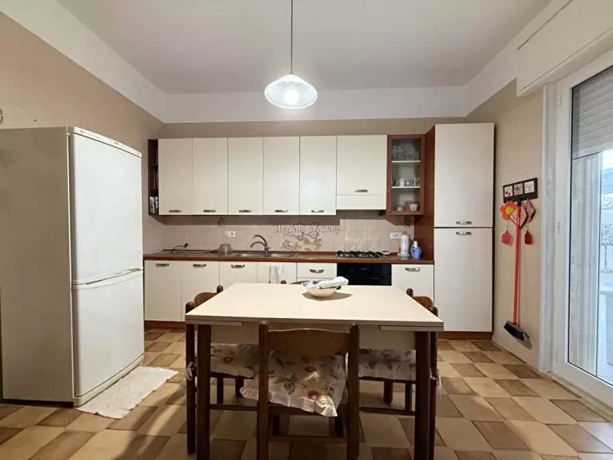 Immagine 37 di Villa in vendita  in Vico Mondello a Modica