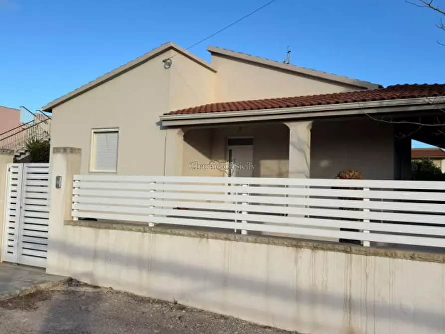 Immagine 51 di Villa in vendita  in Vico Mondello a Modica