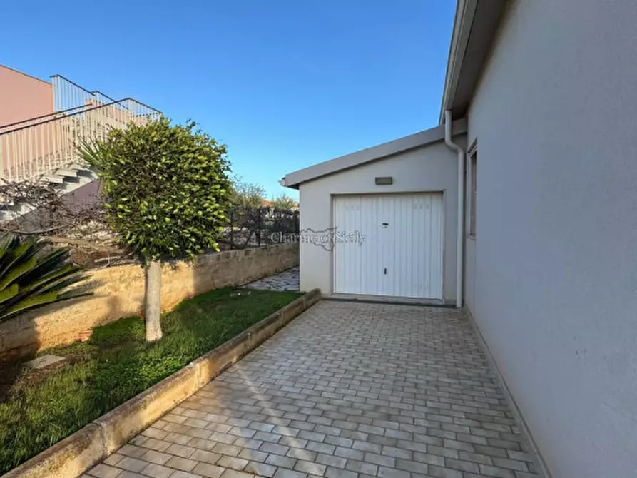 Immagine 54 di Villa in vendita  in Vico Mondello a Modica