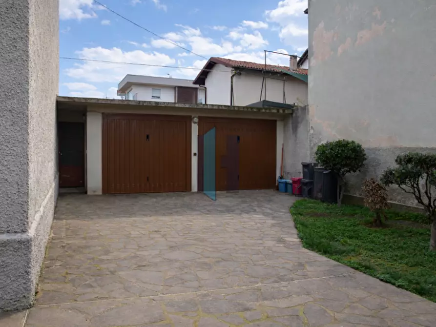 Immagine 4 di Casa indipendente in vendita  in via Palma il Vecchio a Dalmine