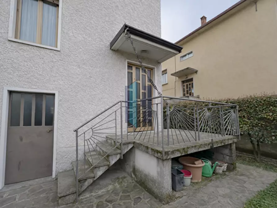 Immagine 8 di Casa indipendente in vendita  in via Palma il Vecchio a Dalmine