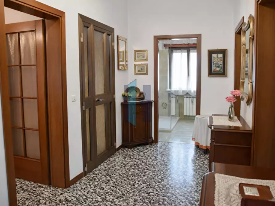 Immagine 12 di Casa indipendente in vendita  in via Palma il Vecchio a Dalmine