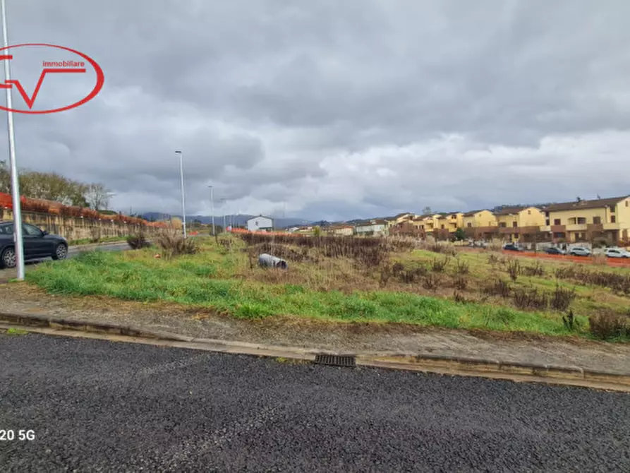 Immagine 5 di Terreno in vendita  in Via Alcide De Gasperi a Terranuova Bracciolini