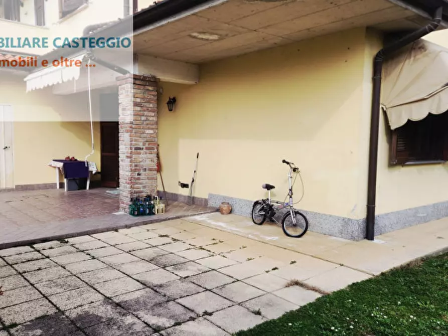 Immagine 30 di Appartamento in vendita  in Via Sandro Pertini a Bressana Bottarone