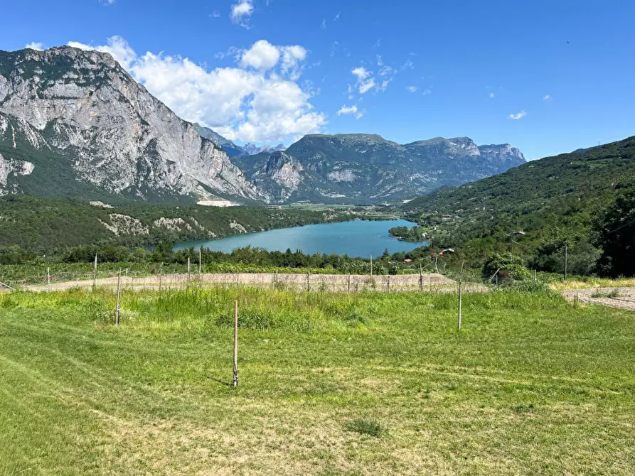 Immagine 2 di Villa in vendita  in Via alle Pozze a Cavedine