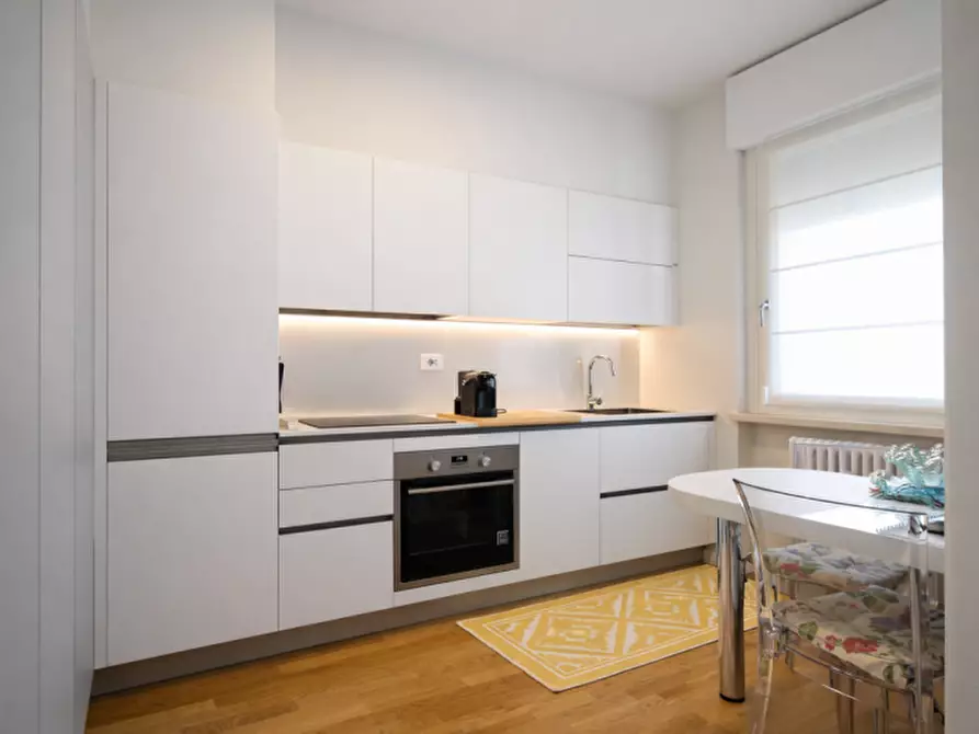 Immagine 4 di Appartamento in vendita  in Via Vincenzo Periz a Vicenza