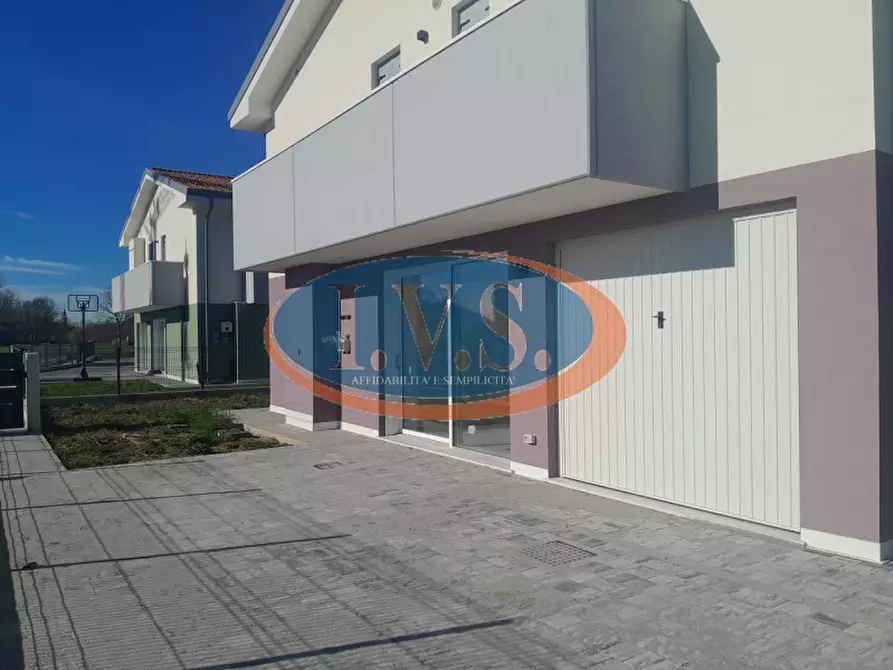 Immagine 1 di Appartamento in vendita  in via d. cattaneo 1 a Montegalda