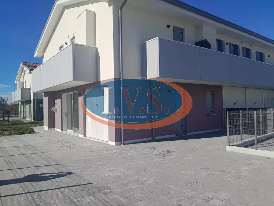 Immagine 2 di Appartamento in vendita  in via d. cattaneo 1 a Montegalda