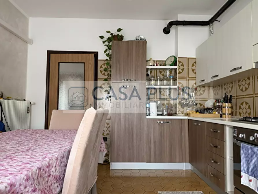 Immagine 4 di Appartamento in vendita  a Rossano Veneto