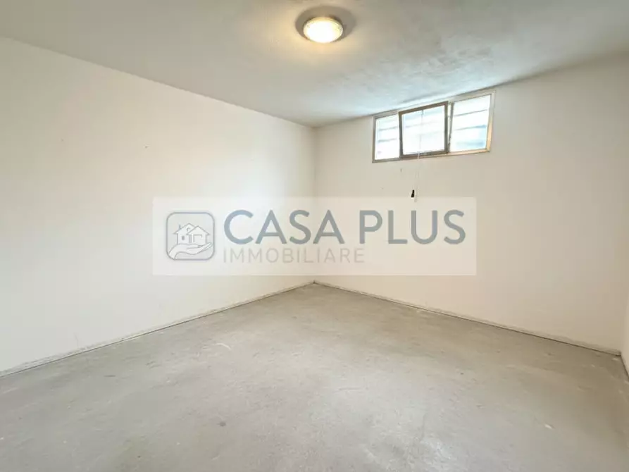 Immagine 16 di Appartamento in vendita  a Rossano Veneto