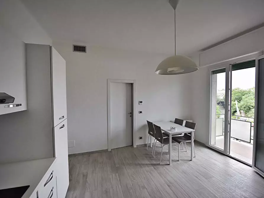 Immagine 3 di Appartamento in affitto  in VIA DE CARRACCI Ad. PARCO VILLA ANGELETTI a Bologna