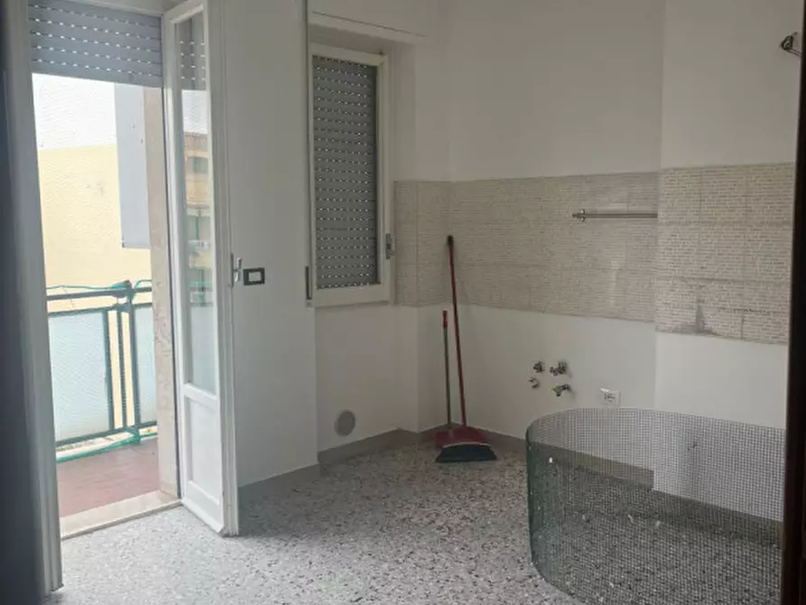 Immagine 4 di Appartamento in vendita  in Viale Giovanni Bovio a Pescara