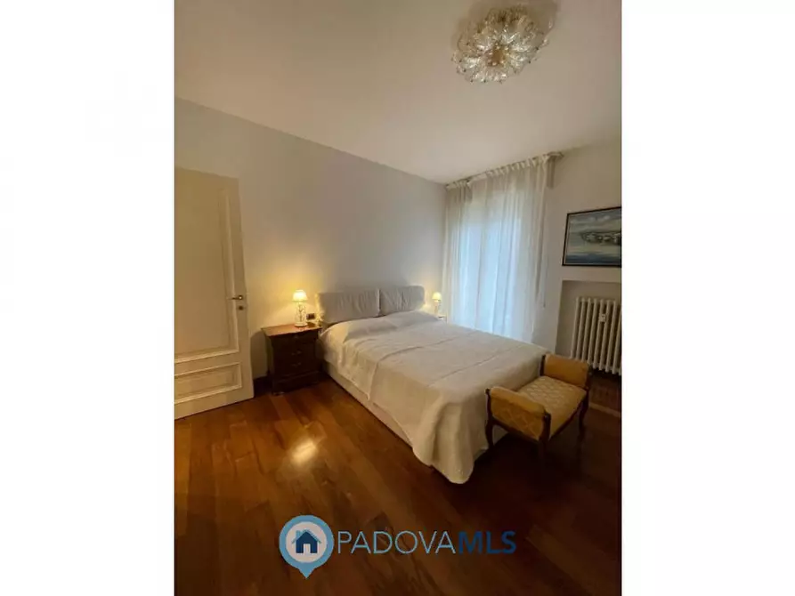 Immagine 8 di Appartamento in vendita  in Via Giuseppe Jappelli a Abano Terme