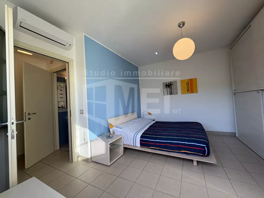 Immagine 11 di Appartamento in vendita  in viale del tirreno 86 a Pisa