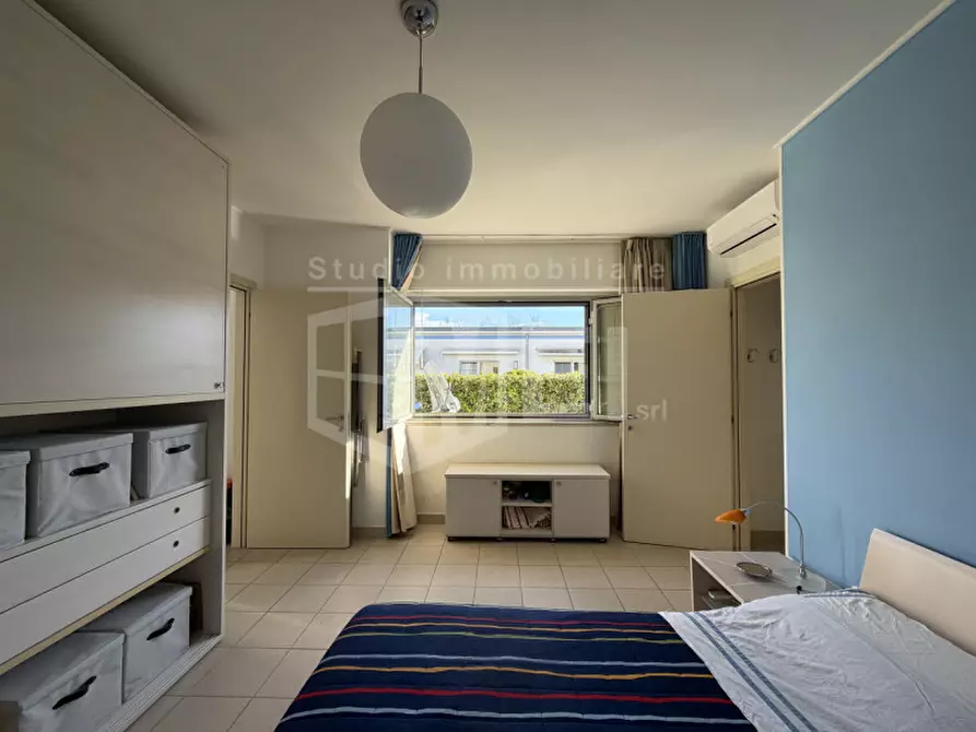 Immagine 17 di Appartamento in vendita  in viale del tirreno 86 a Pisa