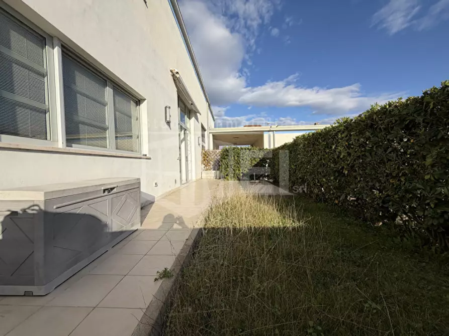 Immagine 31 di Appartamento in vendita  in viale del tirreno 86 a Pisa