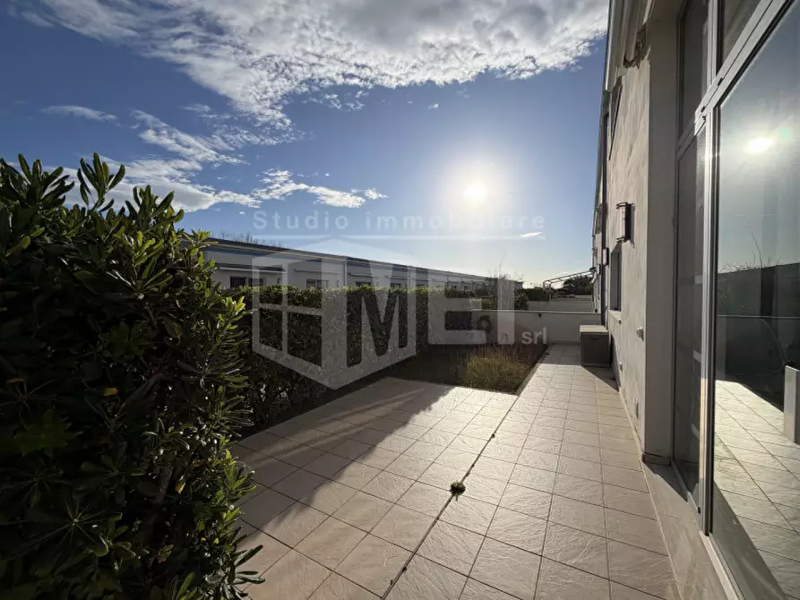 Immagine 32 di Appartamento in vendita  in viale del tirreno 86 a Pisa