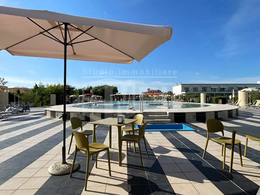 Immagine 45 di Appartamento in vendita  in viale del tirreno 86 a Pisa