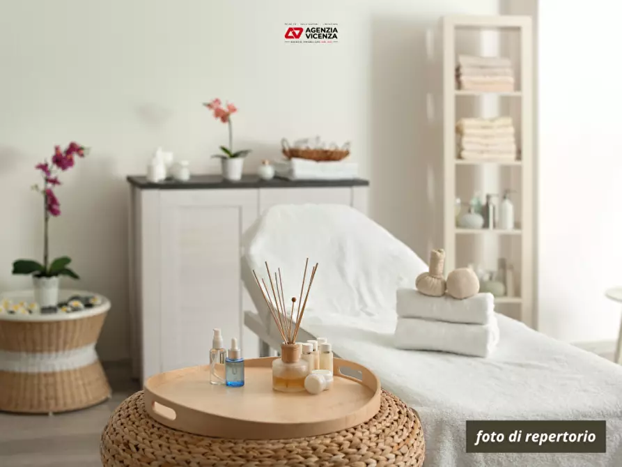 Immagine 2 di Attività commerciale in vendita  in viale sant'agostino a Vicenza