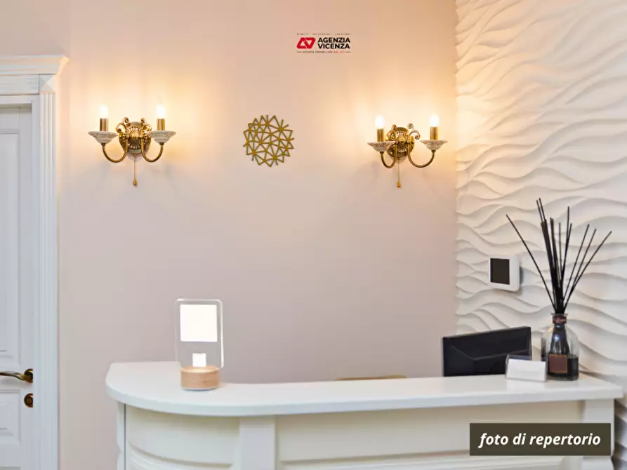 Immagine 3 di Attività commerciale in vendita  in viale sant'agostino a Vicenza