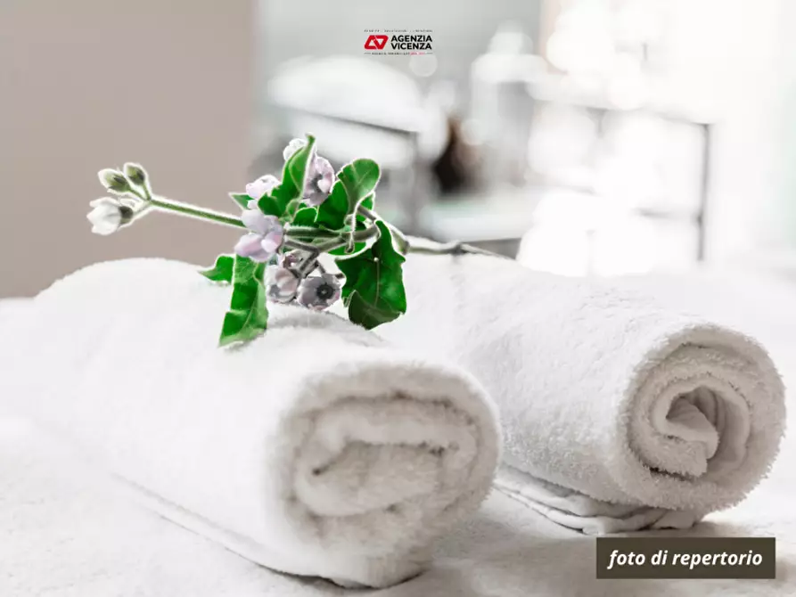 Immagine 5 di Attività commerciale in vendita  in viale sant'agostino a Vicenza