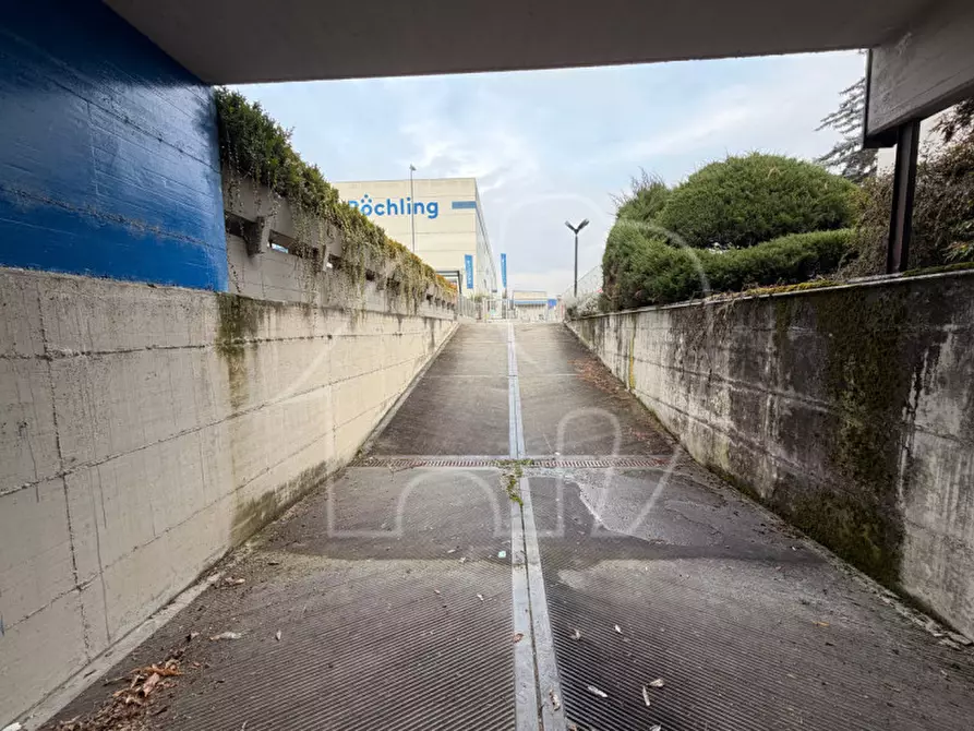 Immagine 10 di Capannone industriale in vendita  in via Meucci a Laives .Leifers.