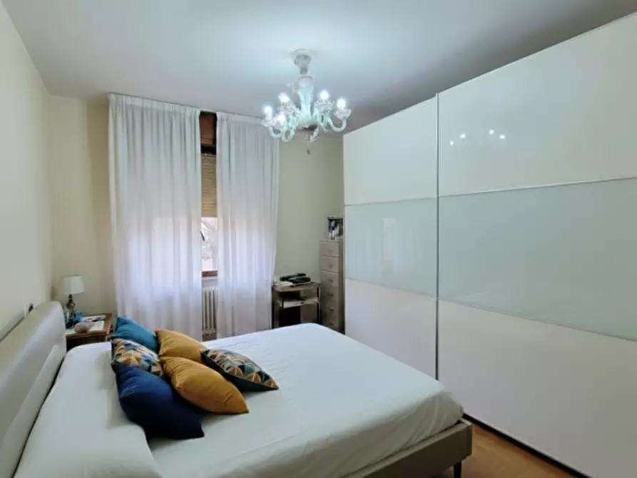 Immagine 5 di Appartamento in vendita  in Via Monte Valbella a Montebelluna