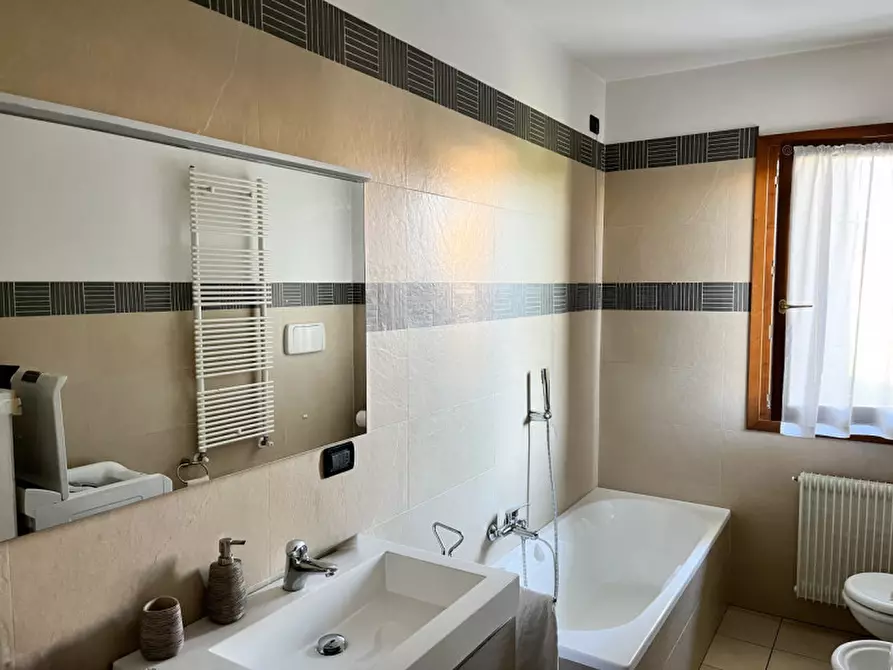 Immagine 16 di Appartamento in vendita  in Via degli Alpini a Pieve Di Soligo