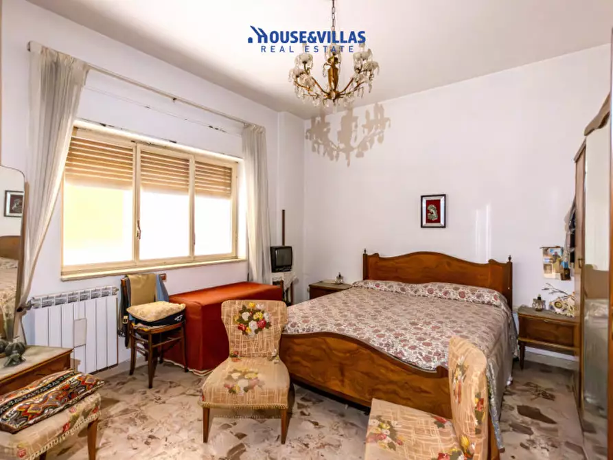 Immagine 10 di Appartamento in vendita  in Via Ugo Lago a Noto