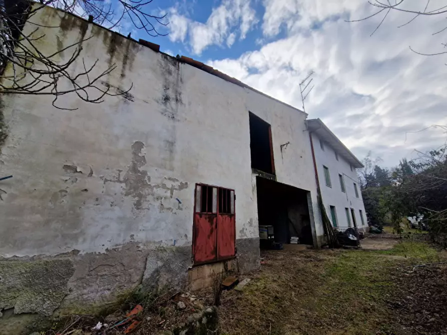 Immagine 4 di Rustico / casale in vendita  in Via Monte Gallo a Sarego