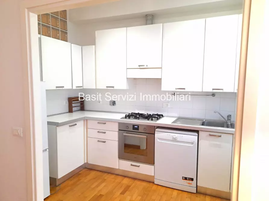 Immagine 14 di Appartamento in vendita  in Via Pietro Venturi a Roma