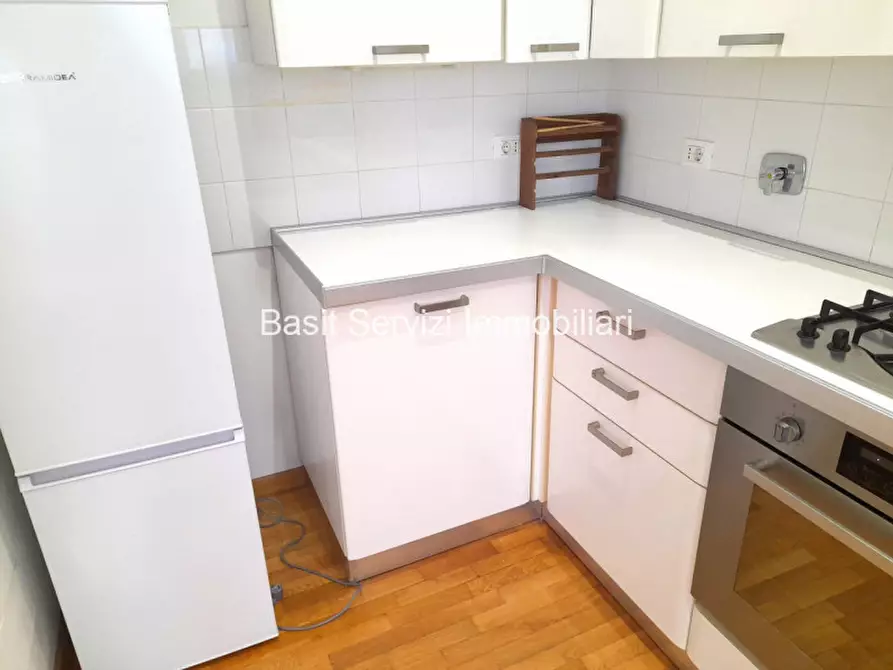 Immagine 18 di Appartamento in vendita  in Via Pietro Venturi a Roma