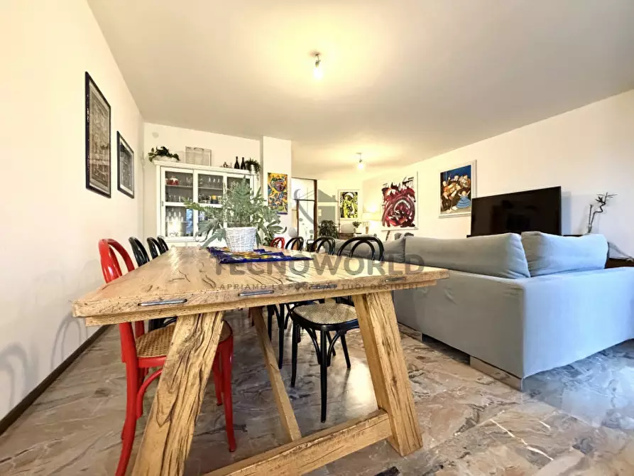 Immagine 2 di Appartamento in vendita  in Galleria Garibaldi a Thiene