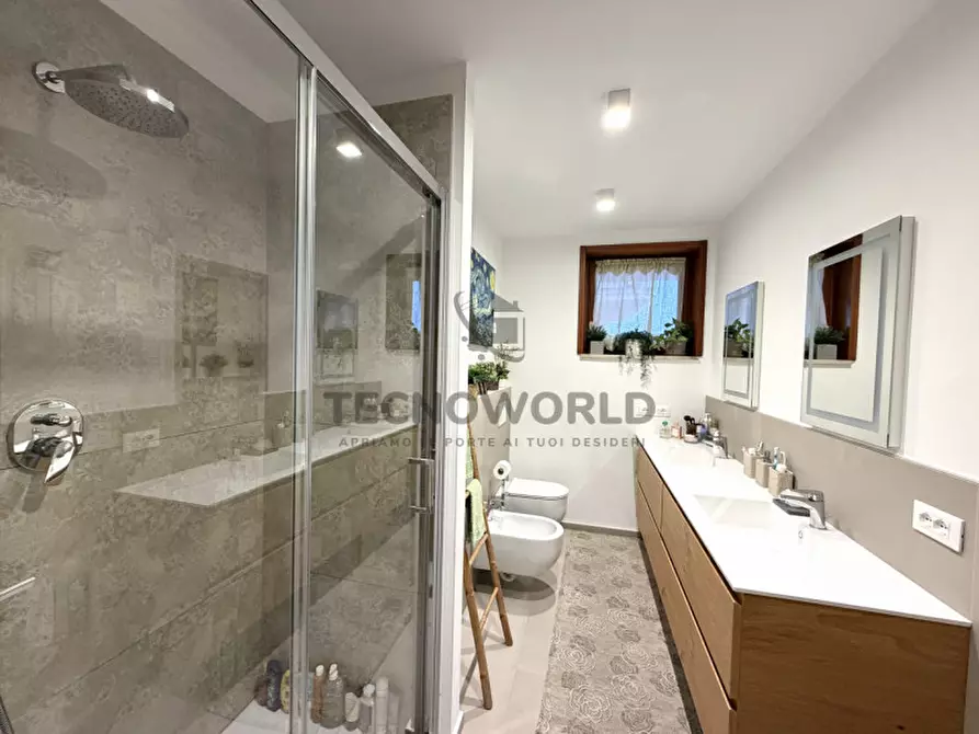 Immagine 16 di Appartamento in vendita  in Galleria Garibaldi a Thiene