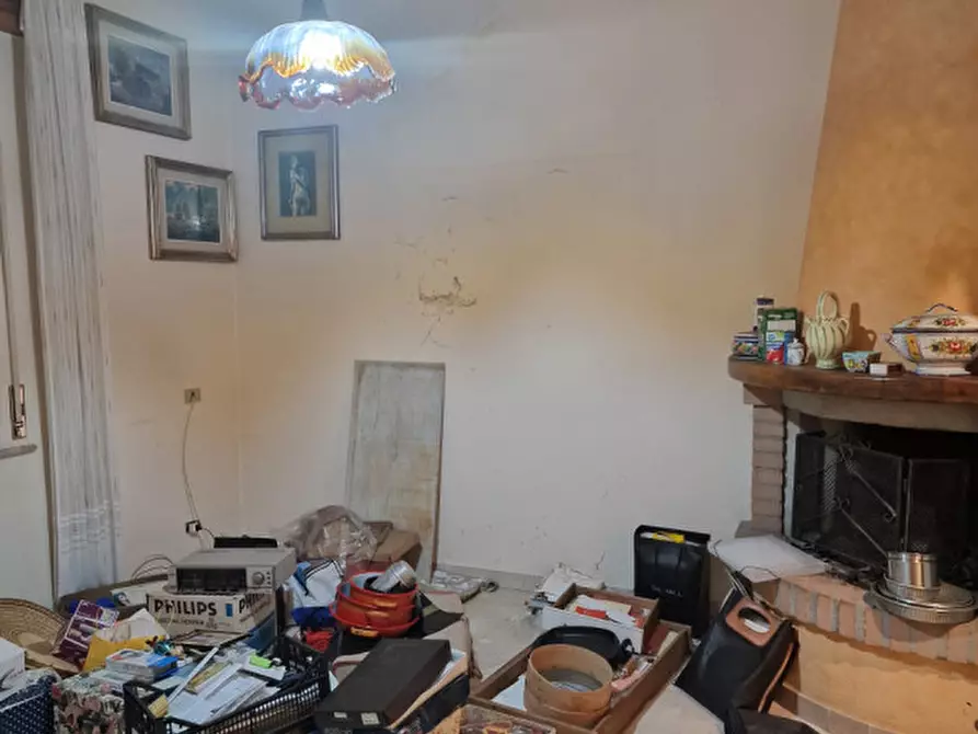 Immagine 8 di Casa indipendente in vendita  a Sinalunga