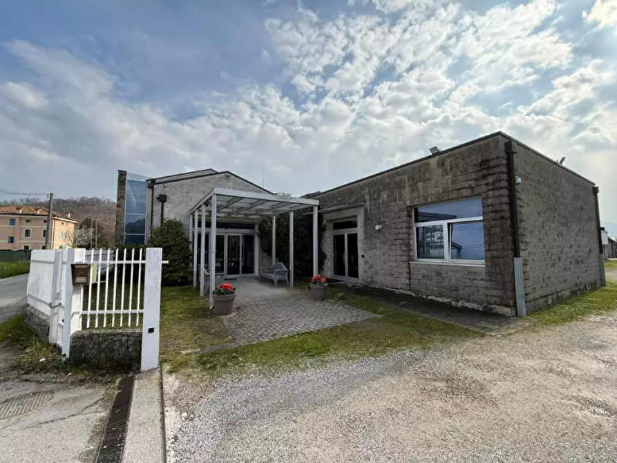 Immagine 1 di Laboratorio in vendita  in Via Euganea Treponti a Teolo