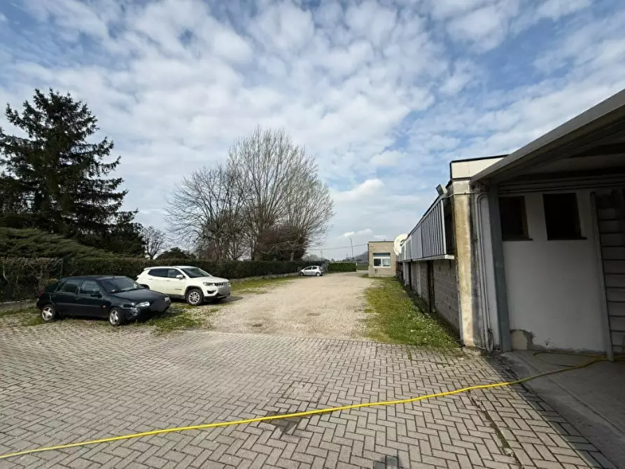 Immagine 8 di Laboratorio in vendita  in Via Euganea Treponti a Teolo