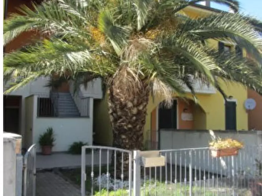 Immagine 22 di Appartamento in vendita  in Via Dante Alighieri Villanova n. 73 a Colli Al Metauro