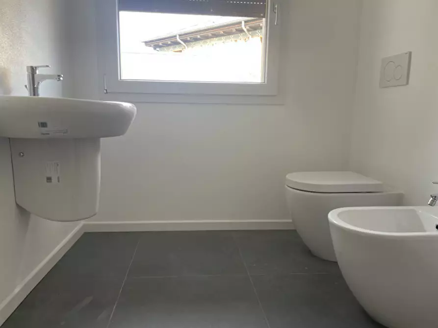 Immagine 14 di Appartamento in vendita  in Via Nino Bixio a Vicenza