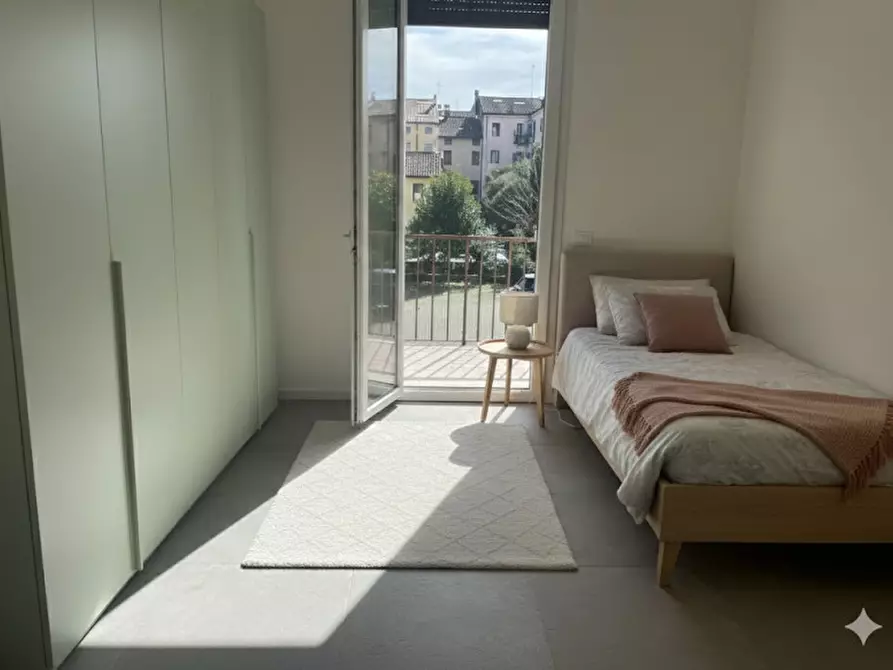 Immagine 7 di Appartamento in vendita  in Via Nino Bixio a Vicenza