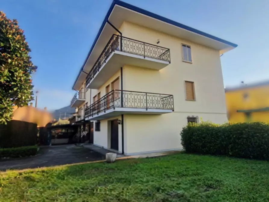 Immagine 2 di Casa bifamiliare in vendita  in via S. Pietro Montagnon a Torreglia