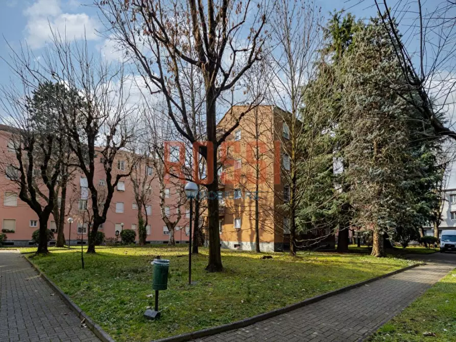 Immagine 2 di Appartamento in vendita  in VIALE ROMAGNA 17 a Monza