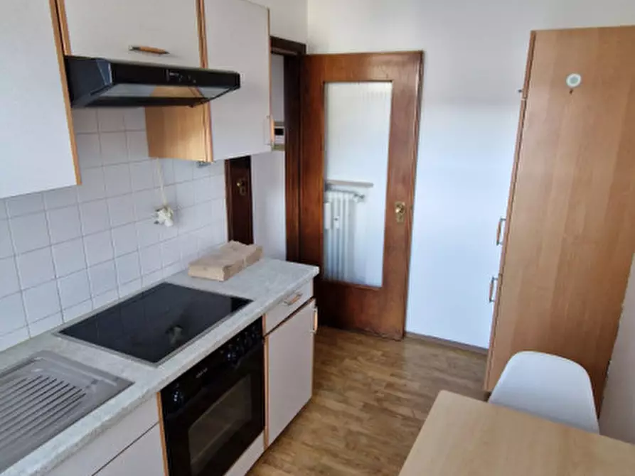 Immagine 2 di Monolocale in vendita  in Via Andreas Hofer - Andreas-Hofer-Straße a Bolzano