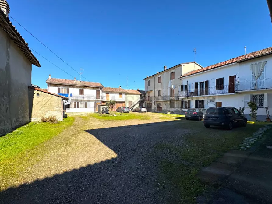 Immagine 1 di Casa indipendente in vendita  in via Roma n° 35 a Sannazzaro De' Burgondi