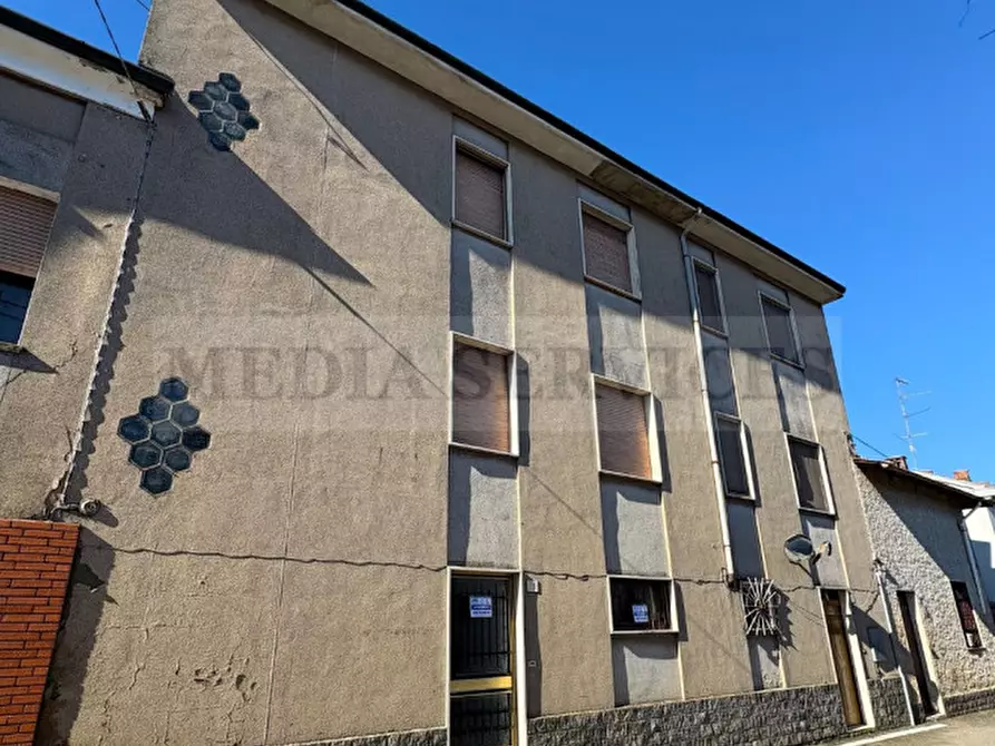 Immagine 2 di Casa indipendente in vendita  in via Roma n° 35 a Sannazzaro De' Burgondi