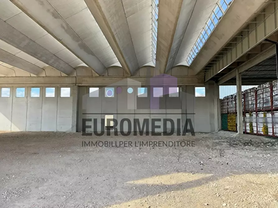 Immagine 4 di Capannone industriale in vendita  in Via del Lavoro a Roncà