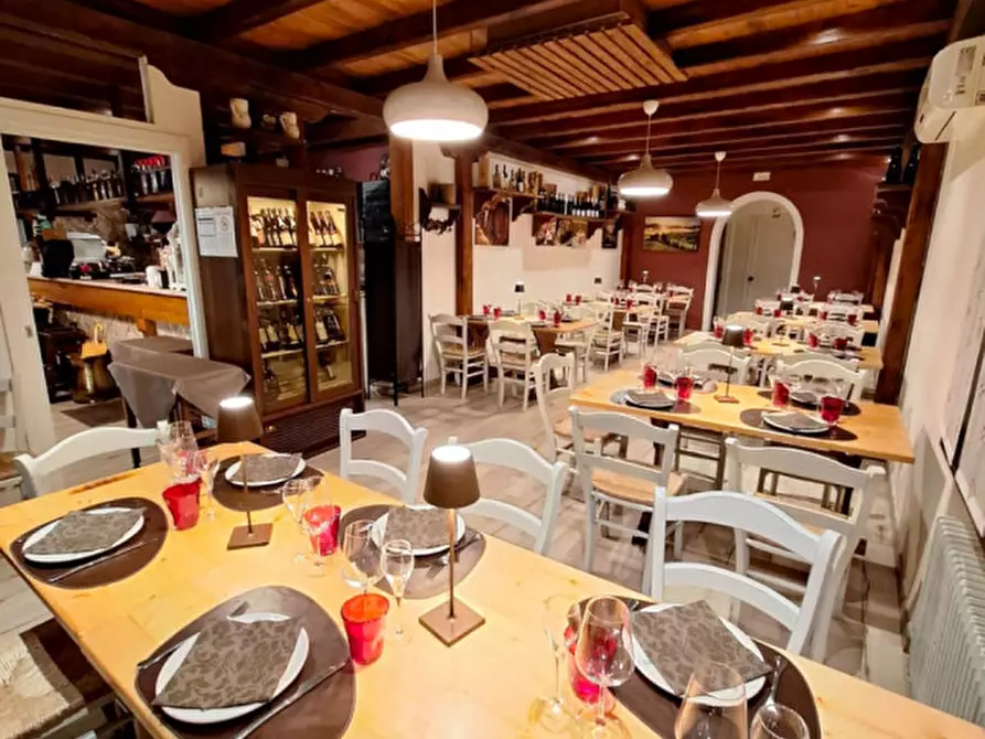 Immagine 1 di Attività commerciale in vendita  in Via Noalese Sud a Noale